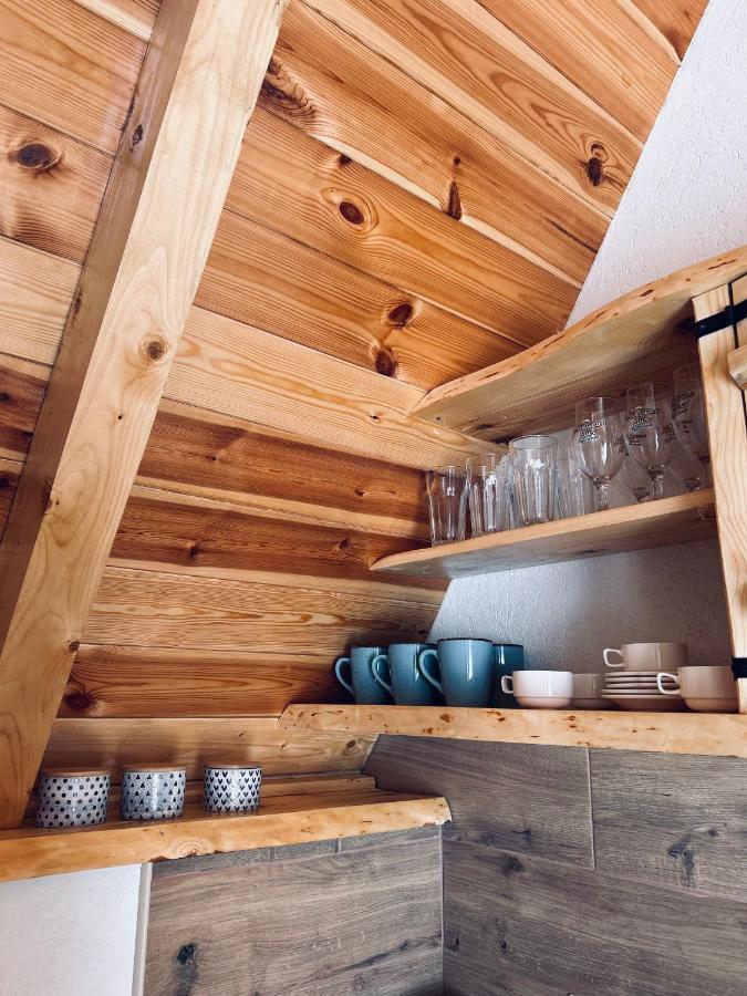 Nomad Lodge Zminica 자블야크 외부 사진