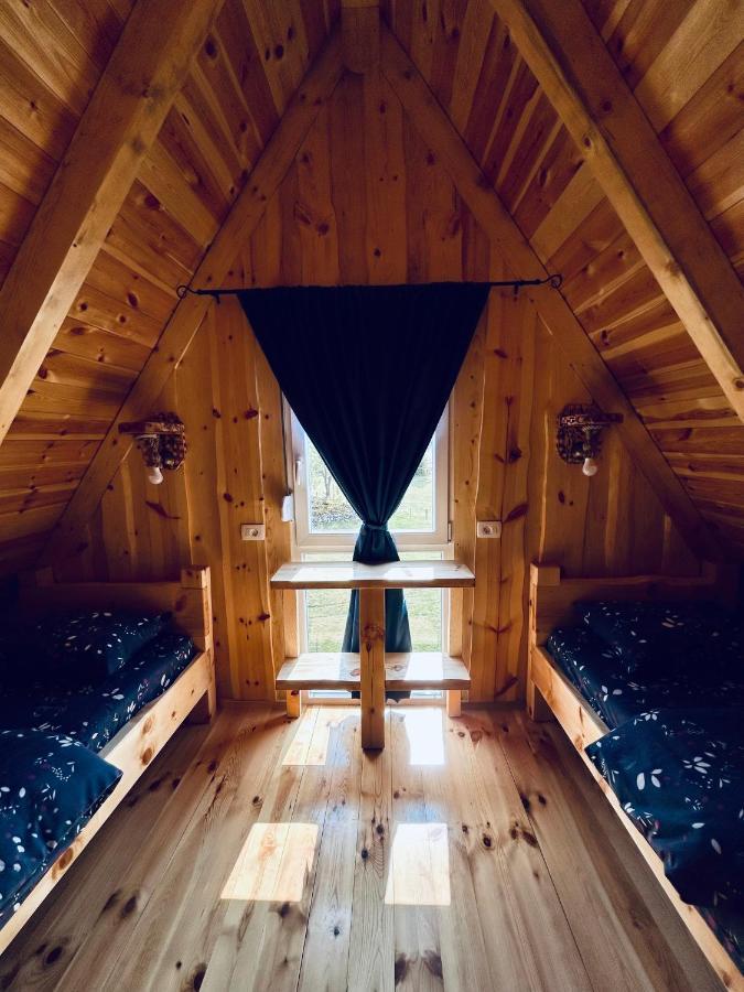 Nomad Lodge Zminica 자블야크 외부 사진