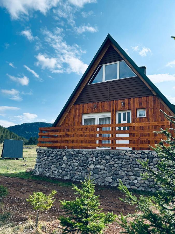Nomad Lodge Zminica 자블야크 외부 사진