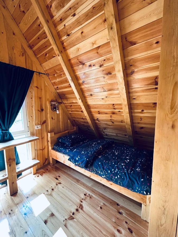 Nomad Lodge Zminica 자블야크 외부 사진